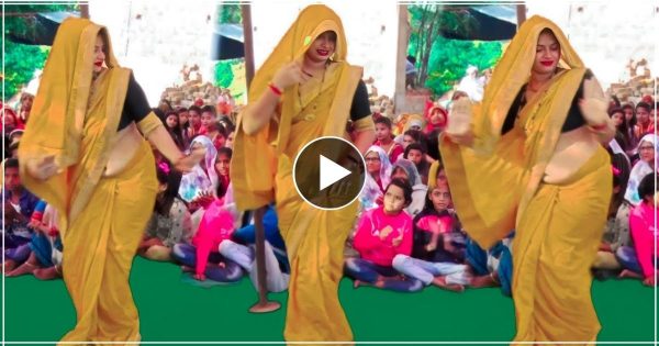 पीली साड़ी पहनकर भाभी ने लोगों के बीच भोजपुरी गाने पर लगाया जोरदार ठुमका, वायरल हुआ वीडियो
